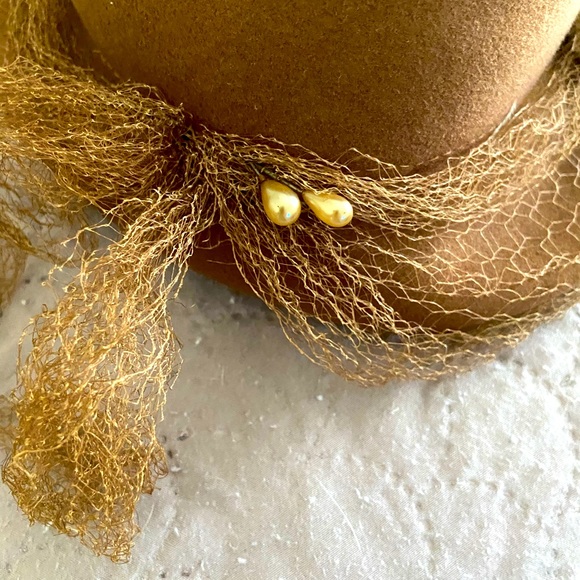 Vintage Hats Lot of Two - Picture 3 of 7